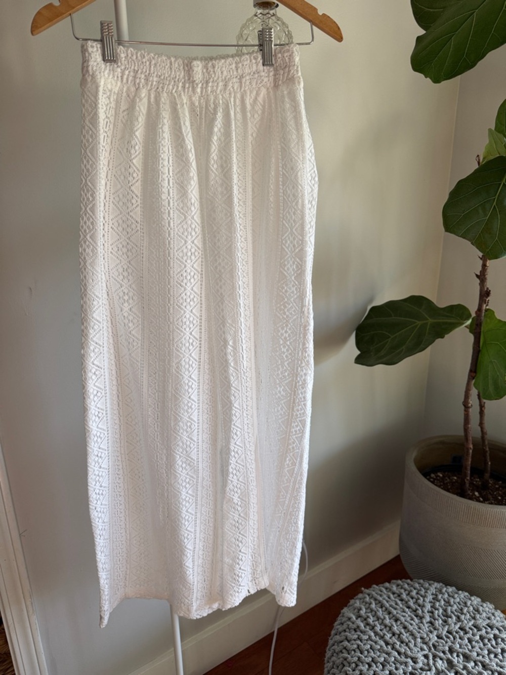 Wide Leg Lace Beach Pull On Pants White Size Medium